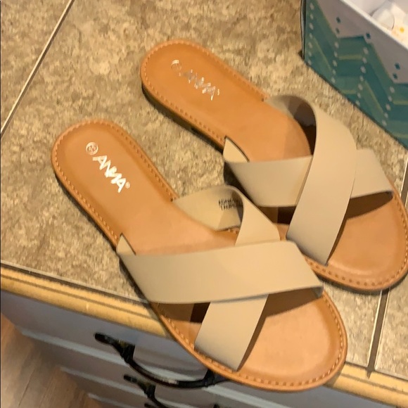 Shoes - Taupe sandals